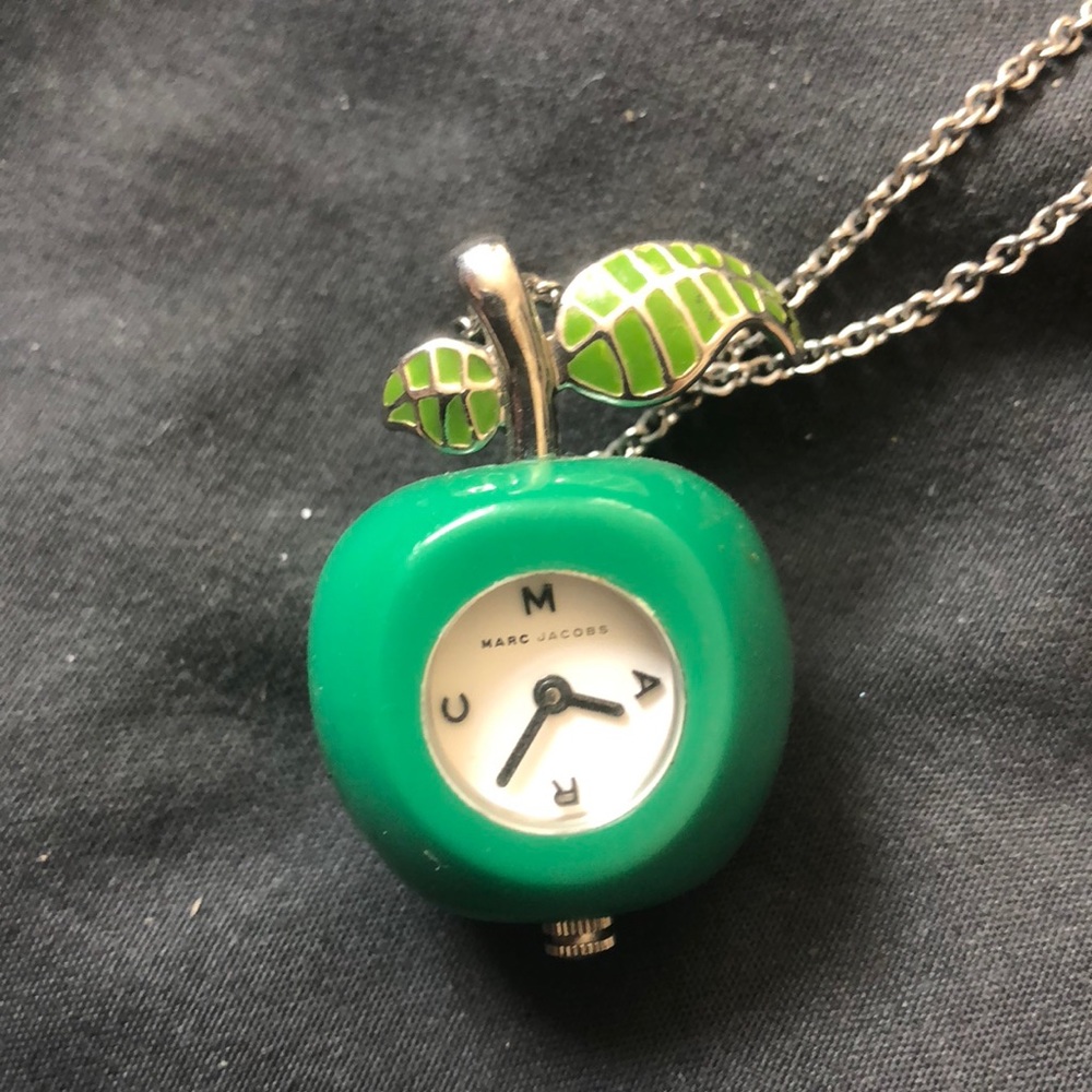 Marc Jacobs Apple Necklace Clock